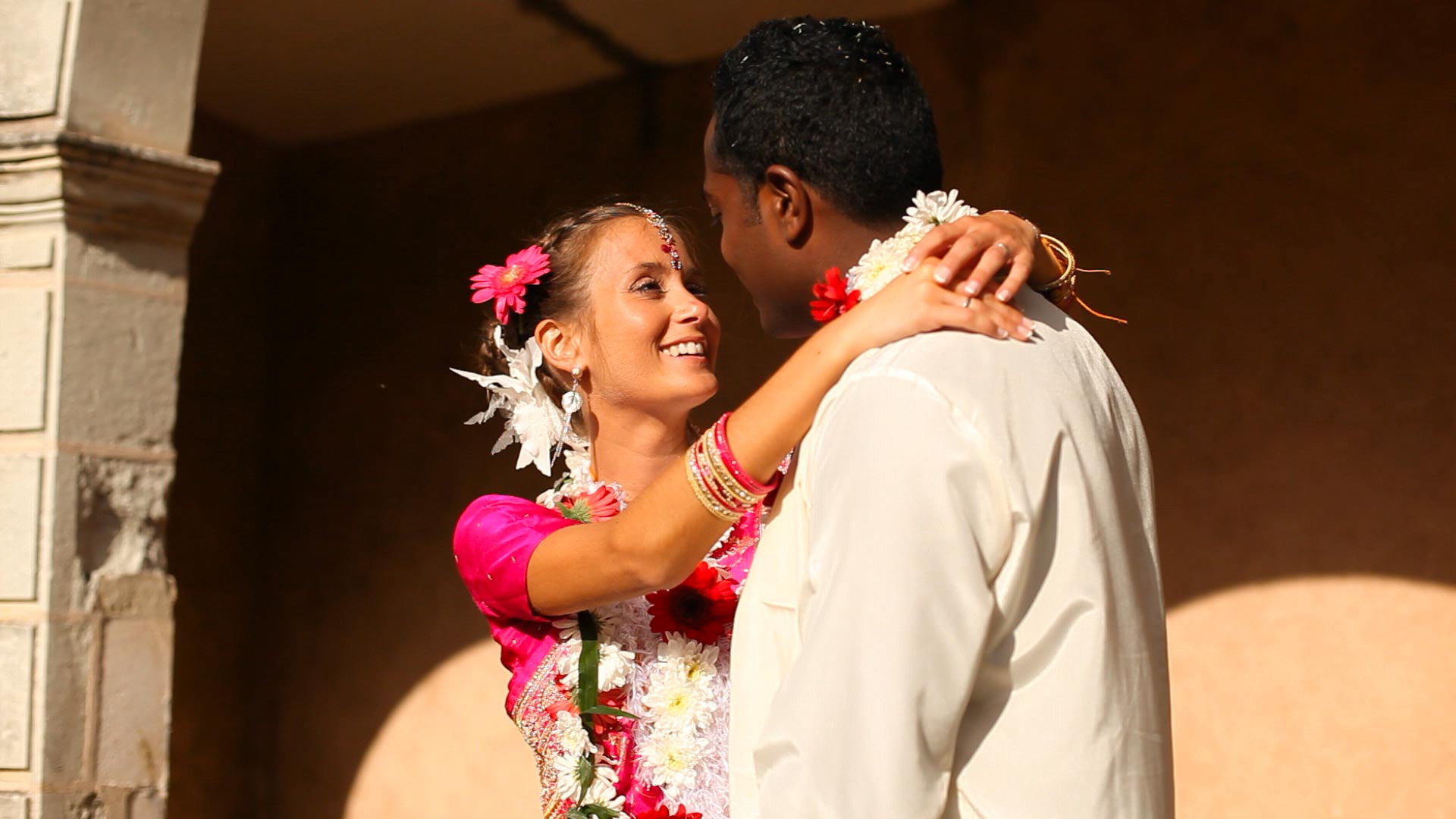 Vidéo mariage mixte catholique et hindou | Un Mariage, Une Histoire